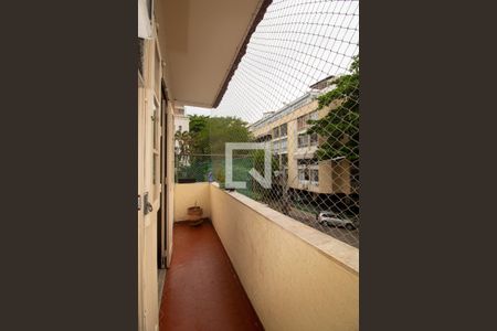 Apartamento à venda com 137m², 3 quartos e 1 vaga Apartamento à venda com 137m², 3 quartos e 1 vagaSuíte 1 - varanda