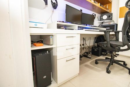 Apartamento à venda com 130m², 3 quartos e 3 vagasQuarto de serviço