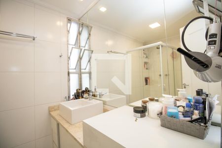 Apartamento à venda com 130m², 3 quartos e 3 vagasBanheiro 2