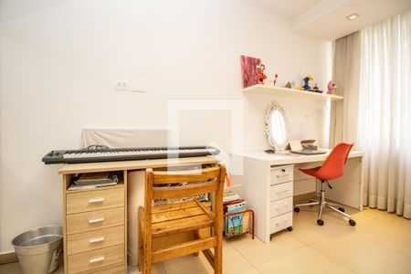 Apartamento à venda com 130m², 3 quartos e 3 vagasQuarto 3
