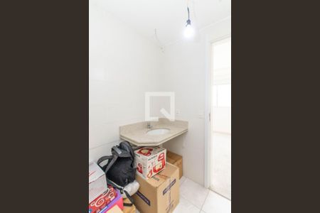 Apartamento à venda com 61m², 2 quartos e 1 vaga Apartamento à venda com 61m², 2 quartos e 1 vagaBanheiro da Suíte
