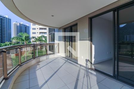 Varanda de apartamento para alugar com 3 quartos, 115m² em Barra da Tijuca, Rio de Janeiro