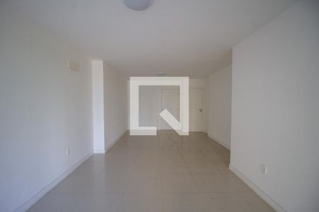 Sala de apartamento para alugar com 3 quartos, 124m² em Barra da Tijuca, Rio de Janeiro