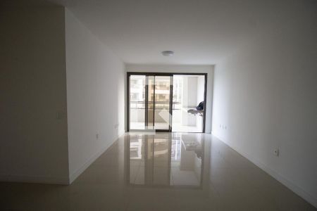 Apartamento para alugar com 122m², 4 quartos e 1 vagaSala