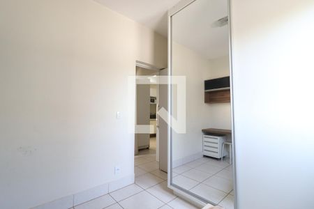 Quarto 1 de apartamento para alugar com 2 quartos, 50m² em Tubalina, Uberlândia