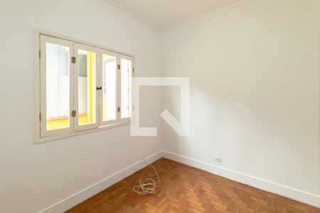 Casa à venda com 200m², 4 quartos e 1 vagaQuarto