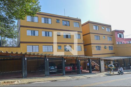 Apartamento para alugar com 60m², 2 quartos e 1 vaga Apartamento para alugar com 60m², 2 quartos e 1 vagaFachada