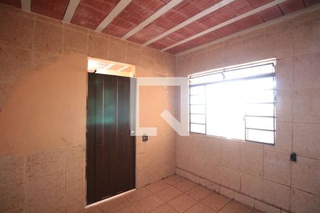 Quarto 1 de casa para alugar com 2 quartos, 45m² em Trevo, Belo Horizonte