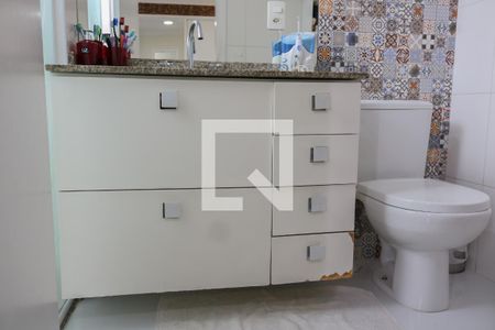 Apartamento à venda com 148m², 3 quartos e 4 vagasBanheiro da Suíte 1