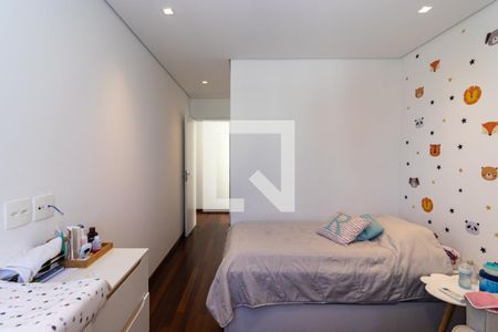 Suíte 1 de casa à venda com 4 quartos, 240m² em Indianópolis, São Paulo