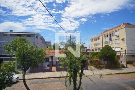 Sala - Vista de apartamento para alugar com 2 quartos, 60m² em São Sebastião, Porto Alegre