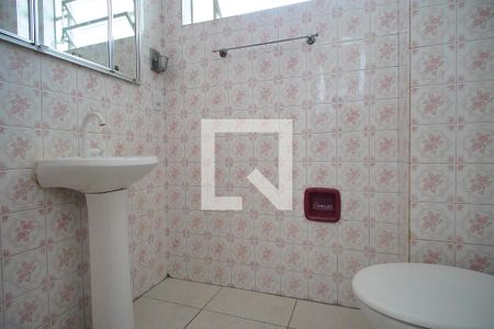 Apartamento para alugar com 60m², 2 quartos e sem vagaBanheiro