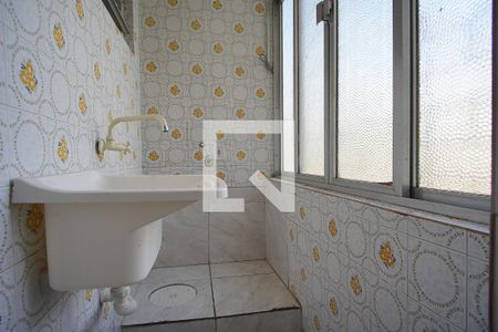 Apartamento para alugar com 60m², 2 quartos e sem vagaCozinha e Área de Serviço