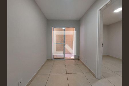 Sala de apartamento para alugar com 1 quarto, 32m² em Veleiros, São Paulo