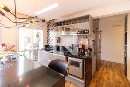 Apartamento para alugar com 110m², 2 quartos e 2 vagasCozinha