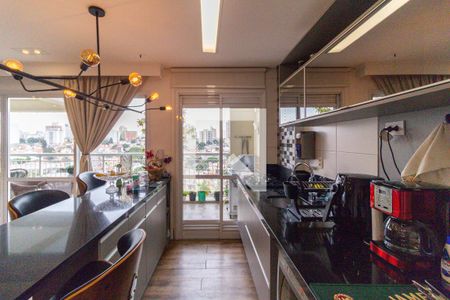 Apartamento para alugar com 110m², 2 quartos e 2 vagasCozinha