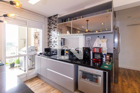 Apartamento para alugar com 110m², 2 quartos e 2 vagasCozinha