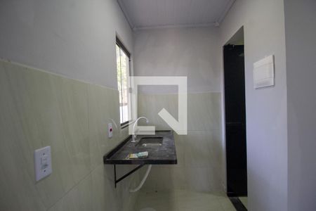 Cozinha de apartamento para alugar com 1 quarto, 48m² em Vargem Pequena, Rio de Janeiro