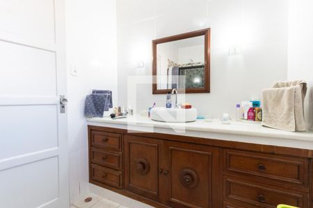 Apartamento à venda com 117m², 3 quartos e 1 vagaBanheiro