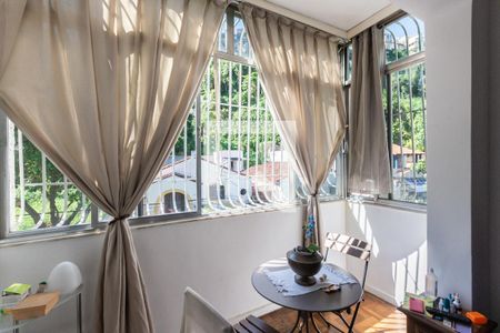 Apartamento à venda com 117m², 3 quartos e 1 vagaQuarto 2