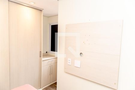 Suite de apartamento para alugar com 2 quartos, 58m² em Jardim Flor da Montanha, Guarulhos