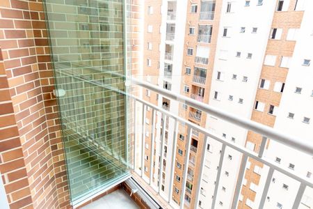 Sacada de apartamento para alugar com 2 quartos, 58m² em Jardim Flor da Montanha, Guarulhos