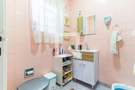 Casa à venda com 160m², 4 quartos e 2 vagasBanheiro