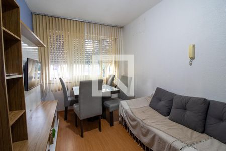 Sala de apartamento à venda com 2 quartos, 64m² em Protásio Alves, Porto Alegre