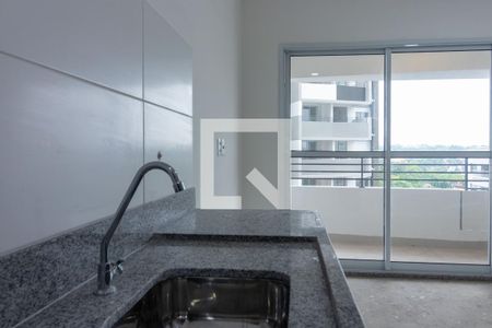 Cozinha de apartamento para alugar com 1 quarto, 23m² em Butantã, São Paulo