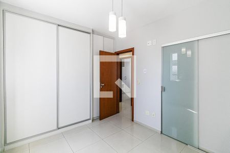 Apartamento para alugar com 83m², 3 quartos e 2 vagas Apartamento para alugar com 83m², 3 quartos e 2 vagasSuíte