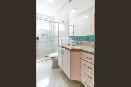 Apartamento para alugar com 83m², 3 quartos e 2 vagas Apartamento para alugar com 83m², 3 quartos e 2 vagasBanheiro Social