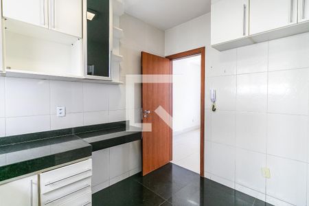 Apartamento para alugar com 83m², 3 quartos e 2 vagas Apartamento para alugar com 83m², 3 quartos e 2 vagasCozinha