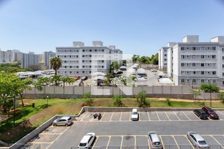 Vista de apartamento à venda com 2 quartos, 47m² em Planalto, Belo Horizonte