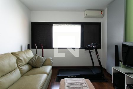 Casa à venda com 330m², 4 quartos e 5 vagasSuíte 1