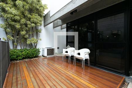 Casa à venda com 330m², 4 quartos e 5 vagasPiscina