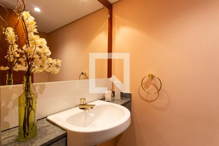 Casa à venda com 330m², 4 quartos e 5 vagasLavabo