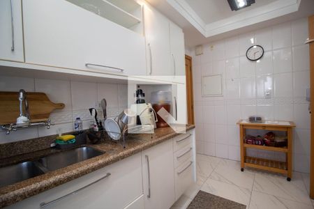 Apartamento à venda com 98m², 3 quartos e 2 vagas Apartamento à venda com 98m², 3 quartos e 2 vagasCozinha