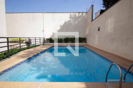 Apartamento à venda com 98m², 3 quartos e 2 vagas Apartamento à venda com 98m², 3 quartos e 2 vagasÁrea comum - Piscina