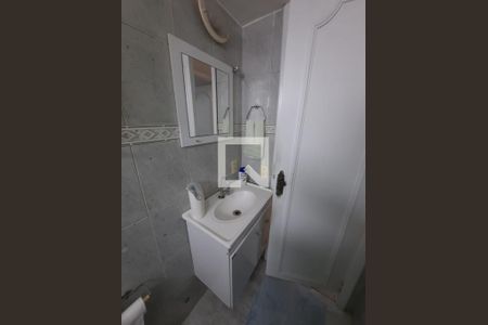 Apartamento à venda com 58m², 2 quartos e 1 vaga Apartamento à venda com 58m², 2 quartos e 1 vagaBanheiro