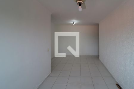 Sala de apartamento para alugar com 2 quartos, 60m² em Jardim Patente Novo, São Paulo