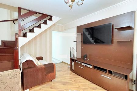 Sala de casa para alugar com 2 quartos, 73m² em Jardim Vila Galvao, Guarulhos