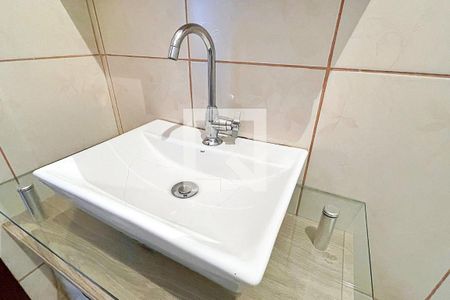 Casa para alugar com 73m², 2 quartos e 1 vagaBanheiro