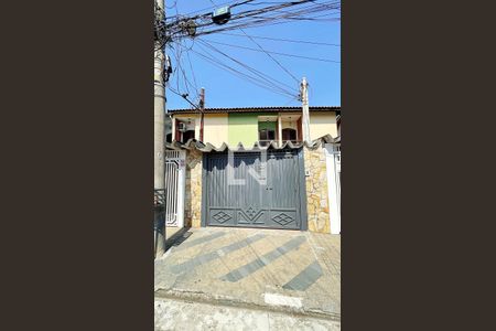 Casa para alugar com 73m², 2 quartos e 1 vagaFachada