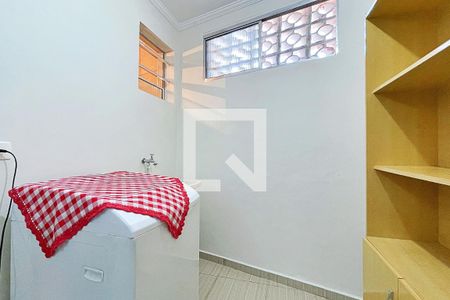 Casa para alugar com 73m², 2 quartos e 1 vagaÁrea de Serviço
