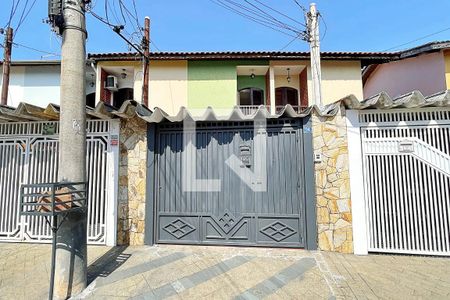 Casa para alugar com 73m², 2 quartos e 1 vagaFachada