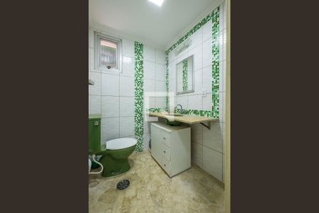 Banheiro de apartamento para alugar com 1 quarto, 42m² em Jardim das Bandeiras, São Paulo