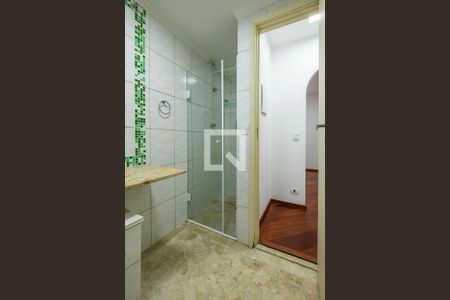 Banheiro de apartamento para alugar com 1 quarto, 42m² em Jardim das Bandeiras, São Paulo