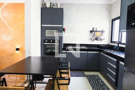 Casa à venda com 169m², 3 quartos e 4 vagasCozinha