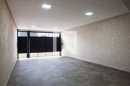 Casa à venda com 169m², 3 quartos e 4 vagasGaragem