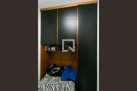 Apartamento à venda com 36m², 2 quartos e 1 vagaQuarto 2 - Armários